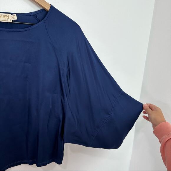 Nation LTD Satin Goya Cropped Tee Blouse Blue size XS - Picture 5 of 6